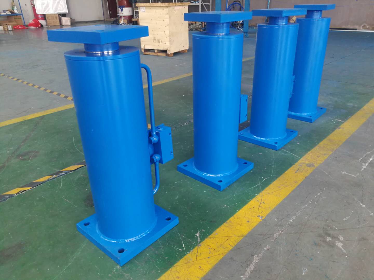 如何延長大噸位油缸的壽命(圖1) 油缸1.jpg