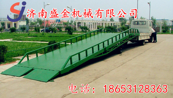 裝卸貨使用哪一個類型的登車橋比較合適?(圖2) \